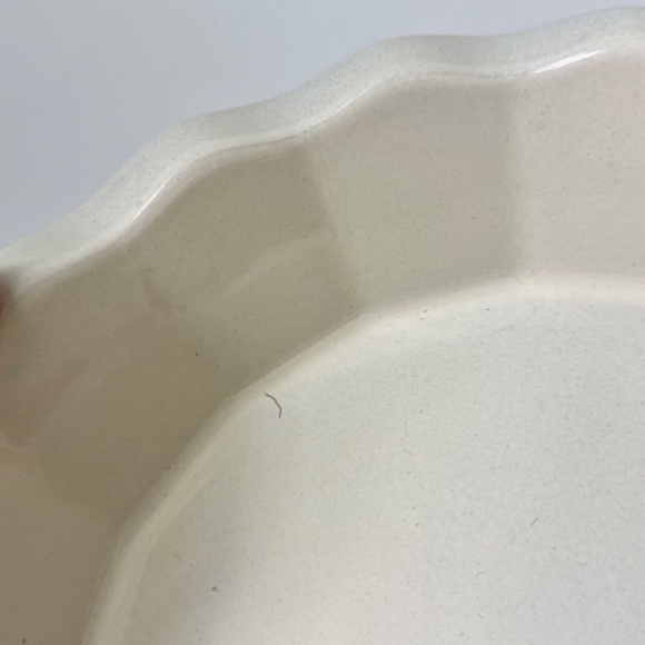 Emile Henry Williams Sonoma Ruffled Edge Blue Pie Dish - Made in France - Picture 5 of 7